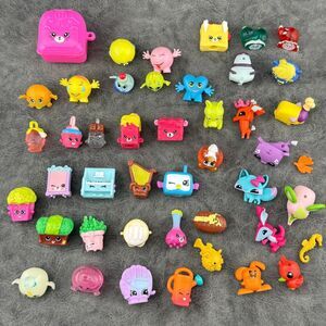 Mixed Lot of Tiny Figurines Toys Shopkins Animal Jam Hasbro Hanazuki Glow Play